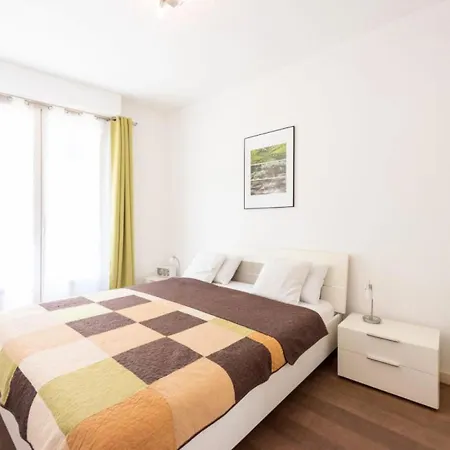 2p Carre D'or - 2p Carre D'or Mae-2793 カンヌ